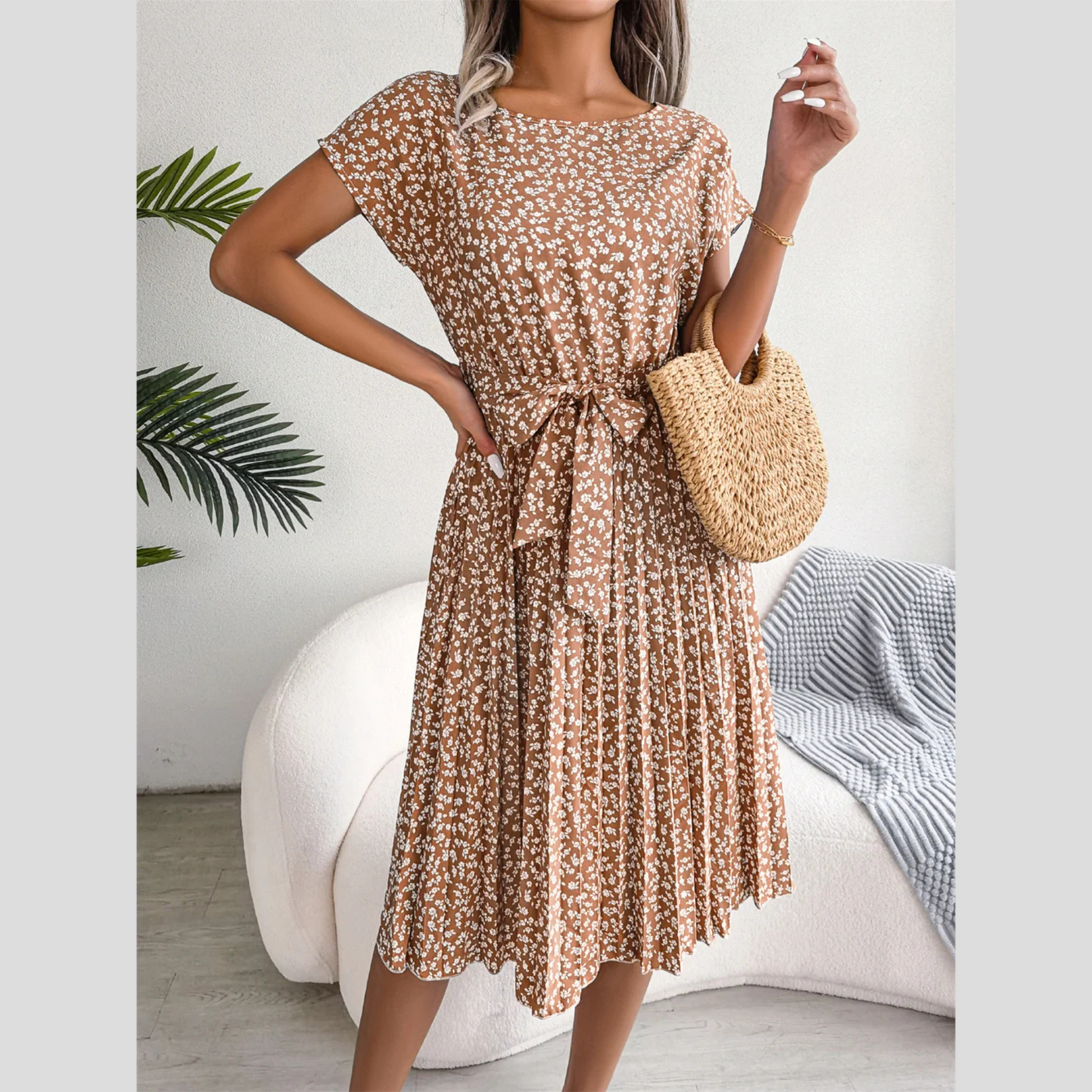 ALESSIA™ - Elegantes und schmeichelhaftes Kleid für einen stilvollen Look