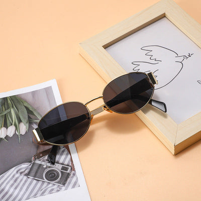 Zoe – Personalisierte Retro-Ovalrahmen-Sonnenbrille