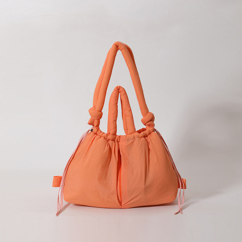 Leah – Leichte Schultertasche mit großem Fassungsvermögen aus Baumwolle