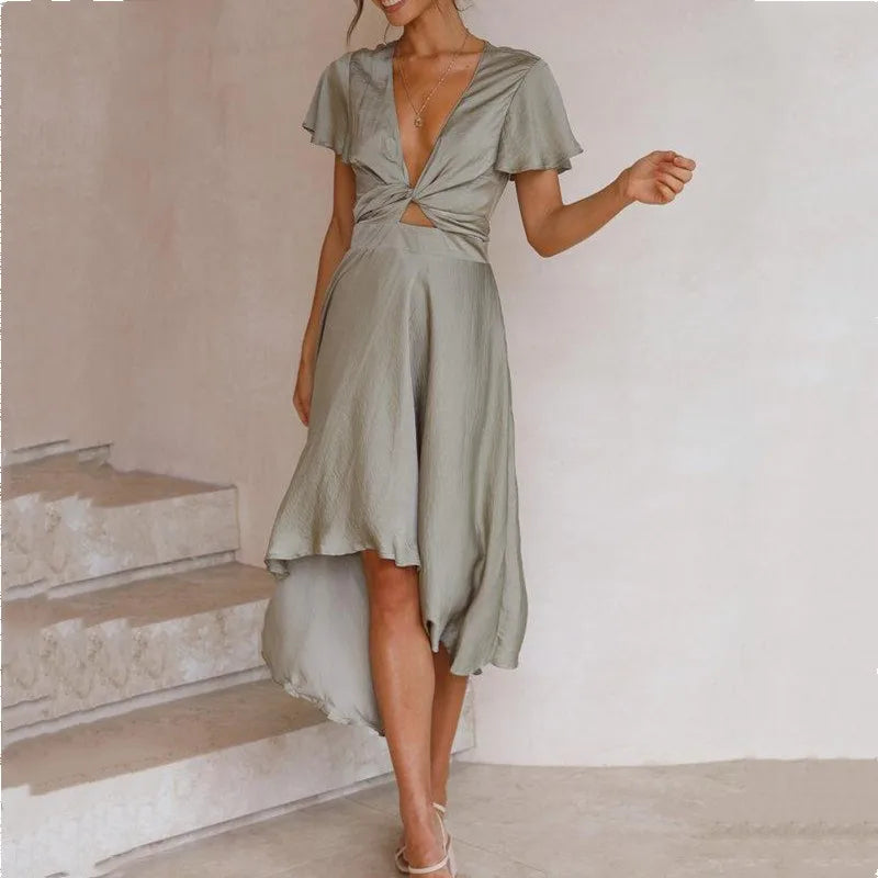 Aija - Sexy Sommerkleid mit tiefem V-Ausschnitt
