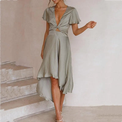 Aija - Sexy Sommerkleid mit tiefem V-Ausschnitt