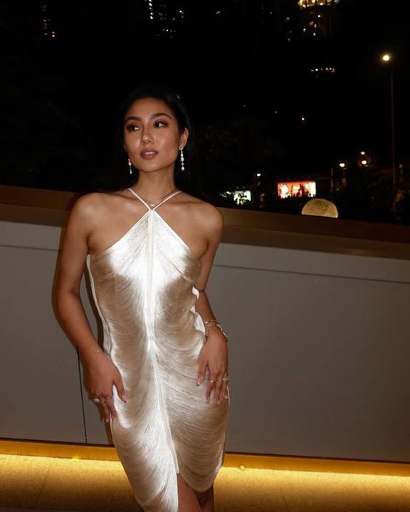 Ailani - Glamouröses Fransen-Kleid