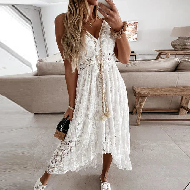 Emilia - weibes spitzenkleid mit v-ausschnitt