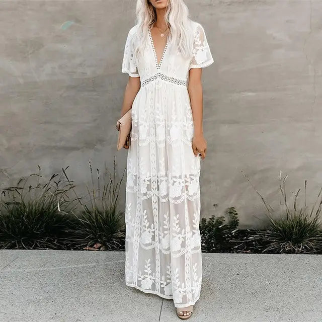 Emilia - weibes spitzenkleid mit v-ausschnitt