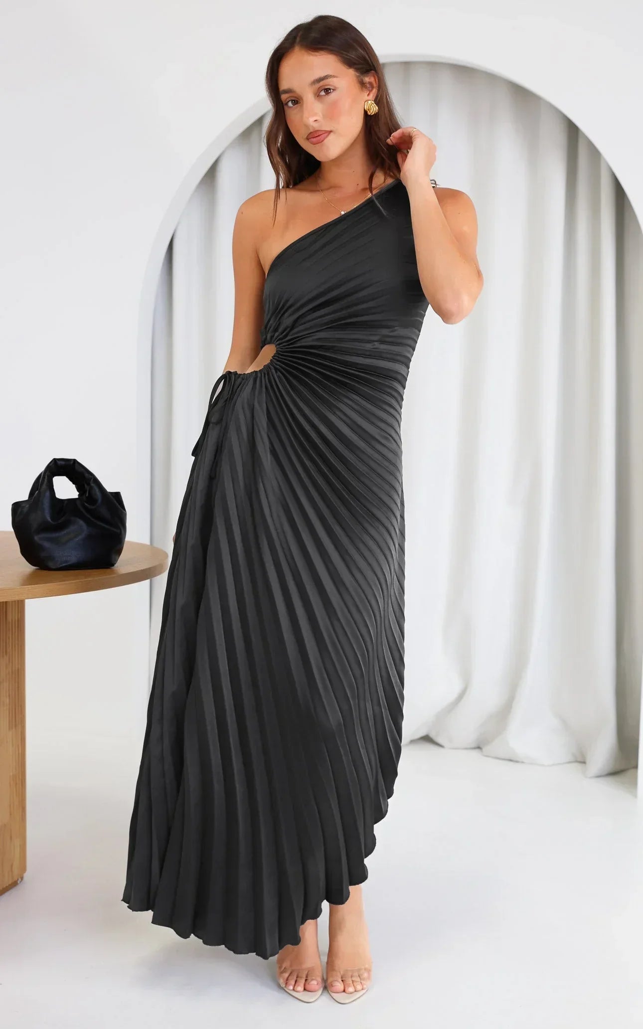Adiana - Ein-Schulter Plissiertes Midi-Kleid